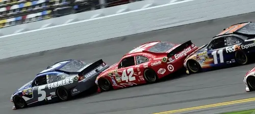 Драфтинг в гонках NASCAR