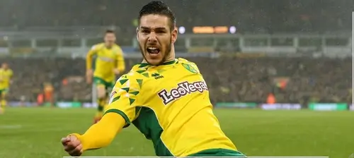 Футболист Эмилиано Буэндия