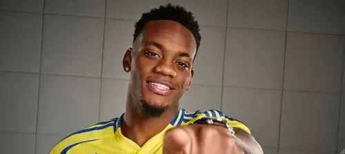 Нападающий Джон Дуран