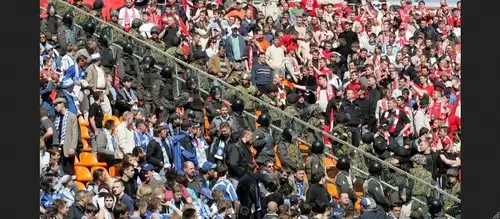 Фанаты Зенита и Спартака в 1990-х