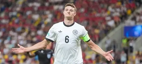 Футболист Эрик Мартель