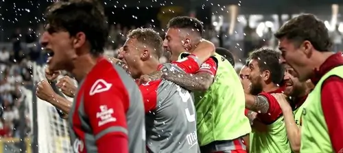 Кремонезе празднует выход в Серию А