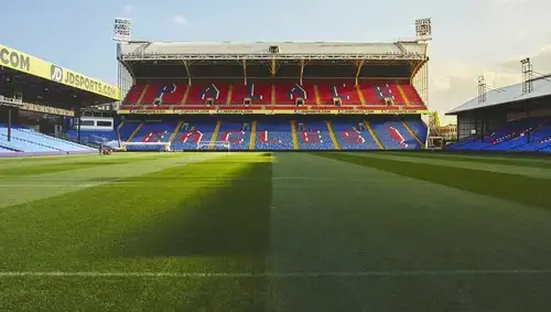 Стадион Selhurst Park &mdash; домашняя арена Crystal Palace F.C.