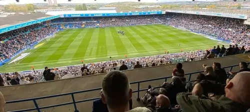 Стадион Элланд Роуд