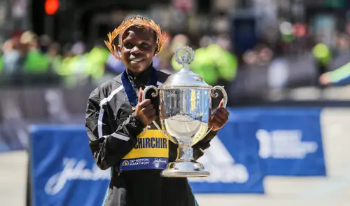 Jepchirchir vs Assefa London Marathon 2026 comparison