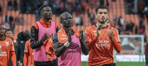 Футбольный клуб Лорьян