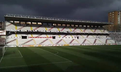 Estadio de Vallecas &mdash; домашняя арена Rayo Vallecano в Мадриде
