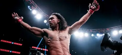 Успешный бой Бенсона Хендерсона