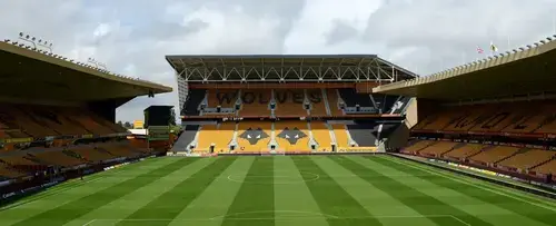 Стадион Молинью &mdash; домашняя арена Wolverhampton Wanderers